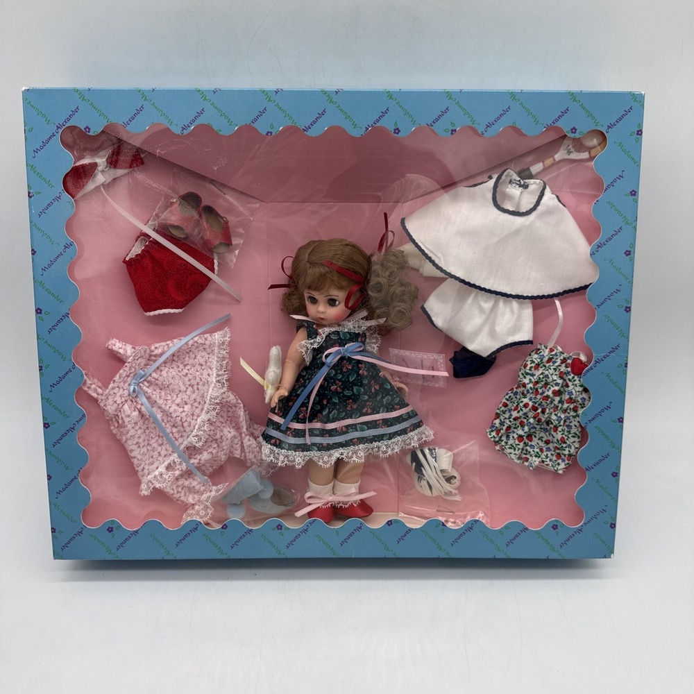 Madame Alexander Doll Set Wendy Loves #805 Red Hair Green Eyes Vintage